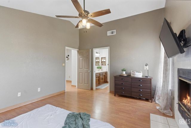 9000 Caymus Court, Bakersfield, CA 93312