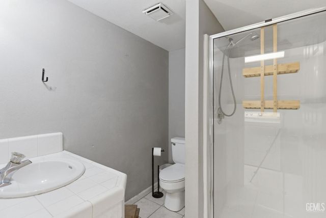 9000 Caymus Court, Bakersfield, CA 93312