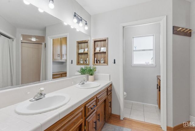 9000 Caymus Court, Bakersfield, CA 93312