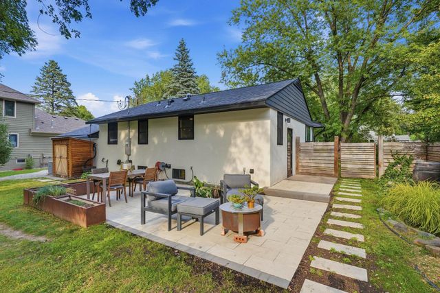 119 Edgewood Avenue N, Golden Valley, MN 55427