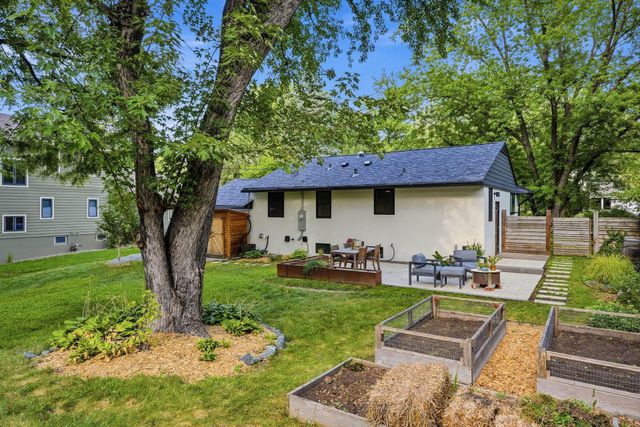 119 Edgewood Avenue N, Golden Valley, MN 55427