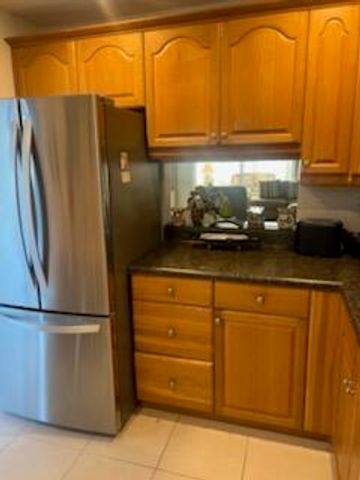 7817 Golf Cir Drive 210, Margate, FL 33063