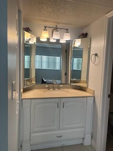7817 Golf Cir Drive 210, Margate, FL 33063