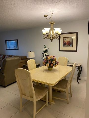 7817 Golf Cir Drive 210, Margate, FL 33063