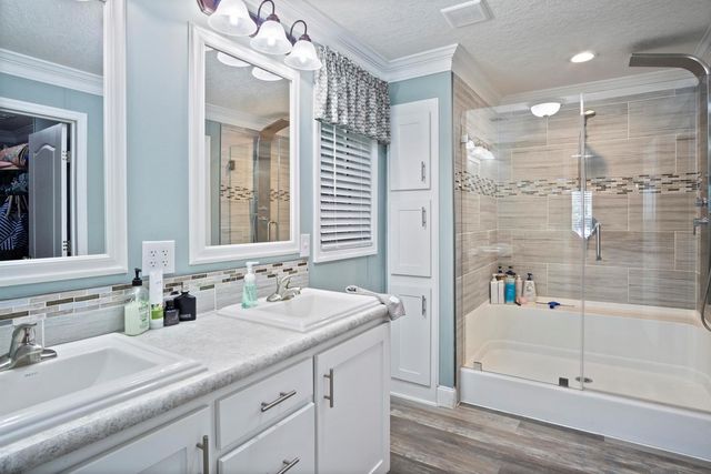 8328 SE Swan Avenue, Hobe Sound, FL 33455