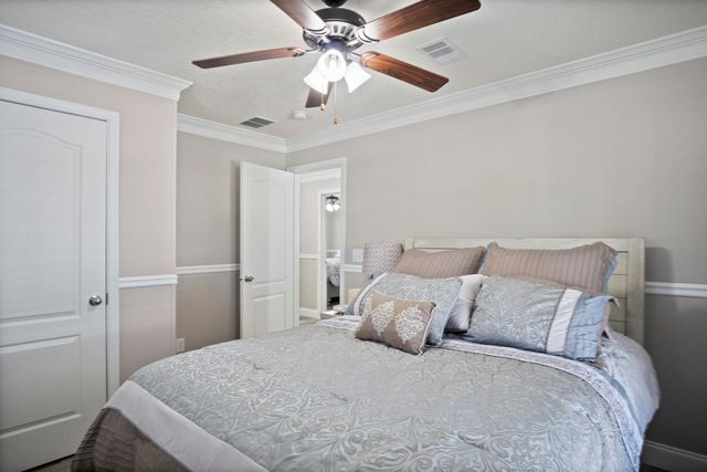 8328 SE Swan Avenue, Hobe Sound, FL 33455