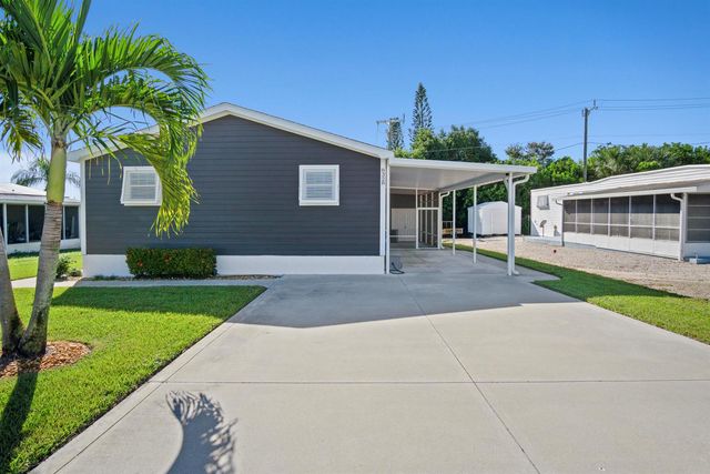 8328 SE Swan Avenue, Hobe Sound, FL 33455