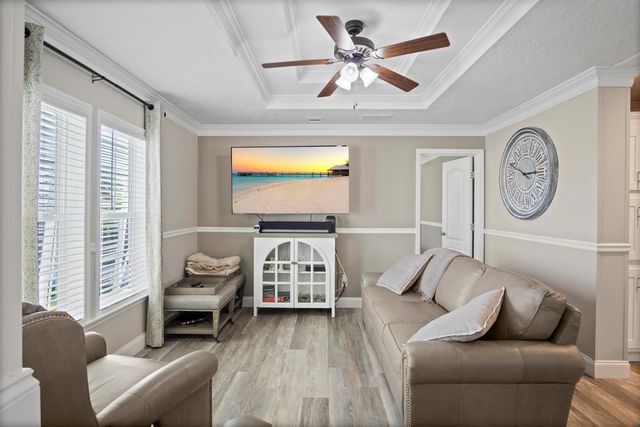 8328 SE Swan Avenue, Hobe Sound, FL 33455