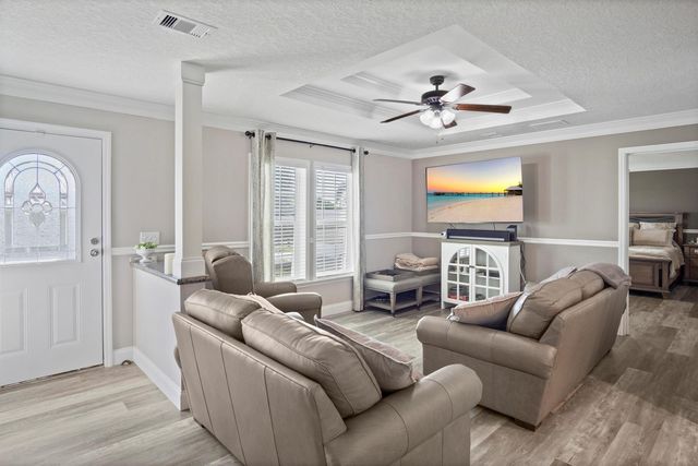 8328 SE Swan Avenue, Hobe Sound, FL 33455