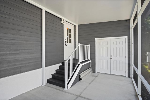 8328 SE Swan Avenue, Hobe Sound, FL 33455