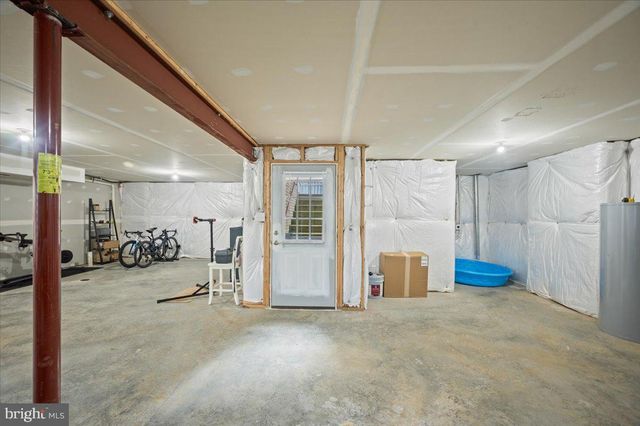 1257 N FAIRFAX BLVD, Ranson, WV 25438