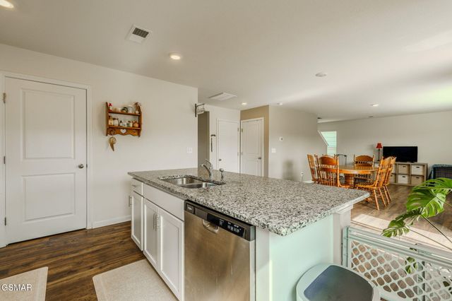4023 Wesoga Drive, Dandridge, TN 37725