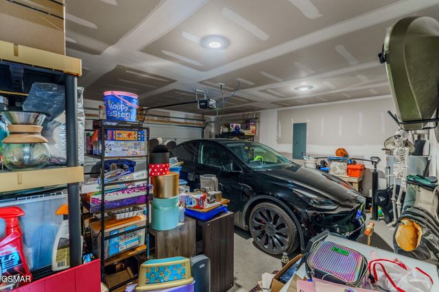4023 Wesoga Drive, Dandridge, TN 37725