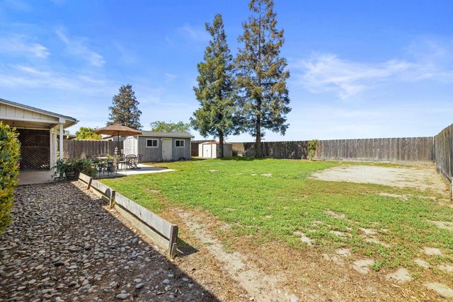 4117 Windgate Dr, Denair, CA 95316