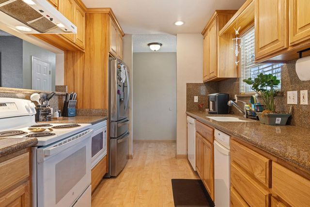 4117 Windgate Dr, Denair, CA 95316