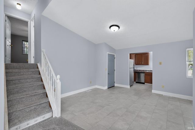 3601 Naples Court, Elkhart, IN 46514