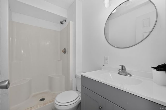3601 Naples Court, Elkhart, IN 46514