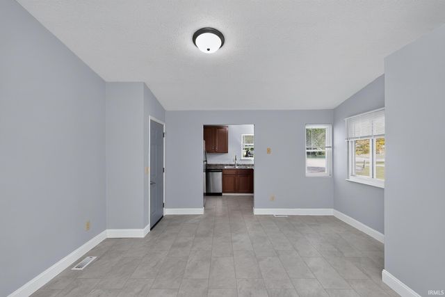 3601 Naples Court, Elkhart, IN 46514