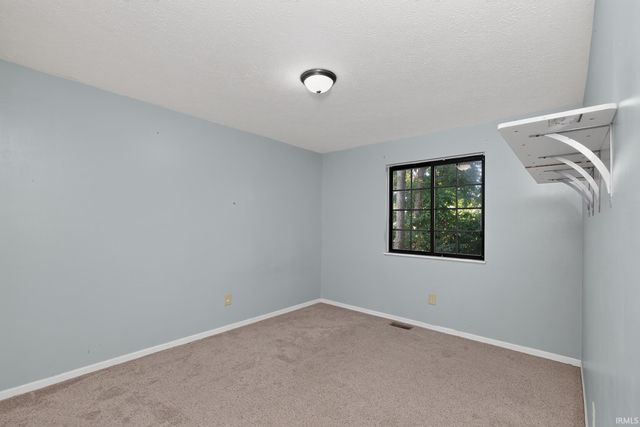 3601 Naples Court, Elkhart, IN 46514