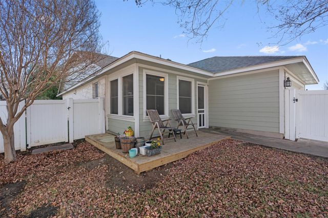 1517 Big Thicket DR, Cedar Park, TX 78613