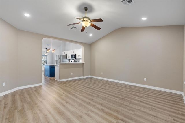 1517 Big Thicket DR, Cedar Park, TX 78613