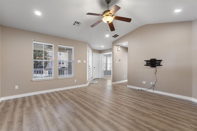 1517 Big Thicket DR, Cedar Park, TX 78613