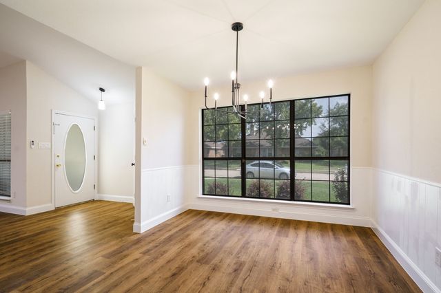 2017 Stein Way, Carrollton, TX 75007