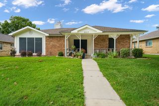 2017 Stein Way, Carrollton, TX 75007