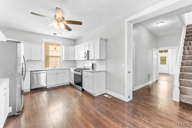 140 N Virginia Avenue, Belleville, IL 62220