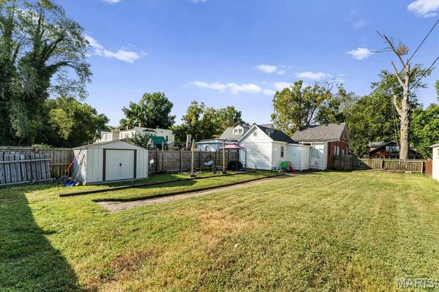 140 N Virginia Avenue, Belleville, IL 62220