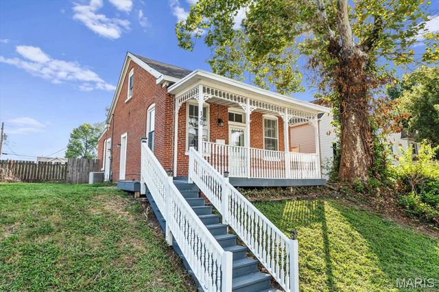 140 N Virginia Avenue, Belleville, IL 62220