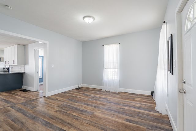 1201 S East Street, Bloomington, IL 61701