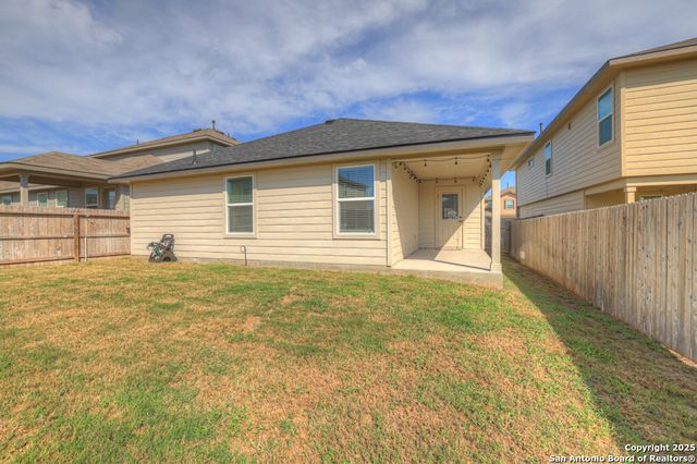 952 Brown Thrasher, San Antonio, TX 78253