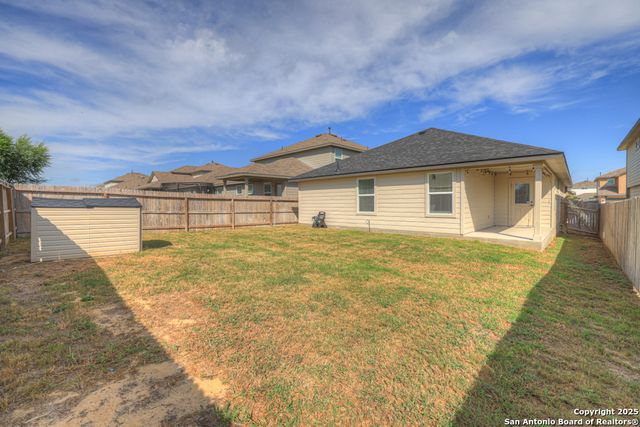 952 Brown Thrasher, San Antonio, TX 78253