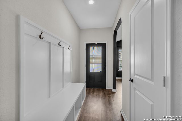952 Brown Thrasher, San Antonio, TX 78253