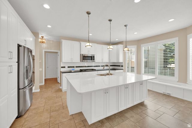 1169 N FAIRWAY CIR, Farmington, UT 84025