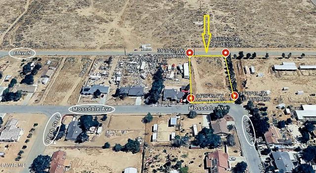 17900 Mossdale Avenue, Lake Los Angeles, CA 93535