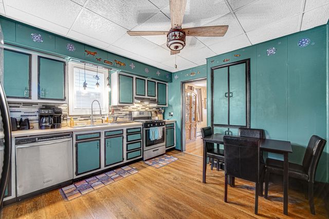 1421 Roberts Avenue, Whiting, IN 46394