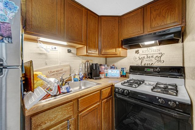 1421 Roberts Avenue, Whiting, IN 46394
