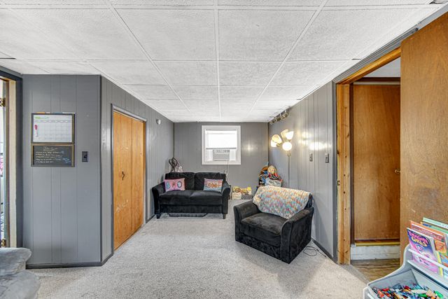 1421 Roberts Avenue, Whiting, IN 46394