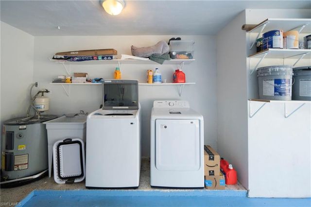 59 Wickliffe DR, Naples, FL 34110