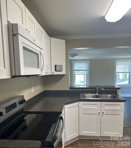 729 Park Drive, Statesville, NC 28677