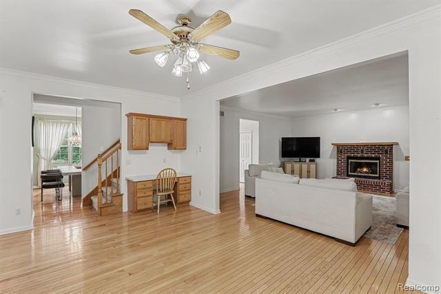 36510 Orchard Lake Drive, New Baltimore, MI 48047