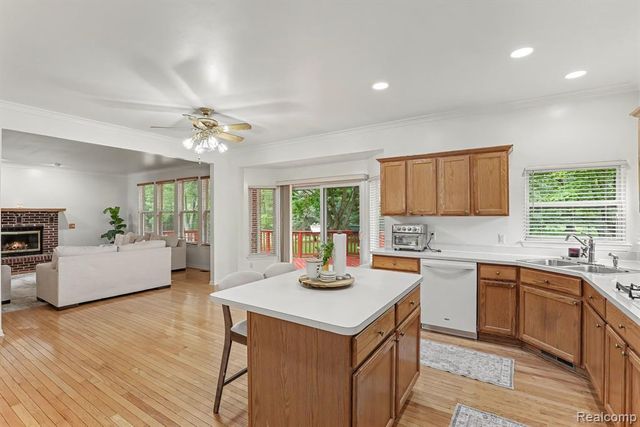 36510 Orchard Lake Drive, New Baltimore, MI 48047