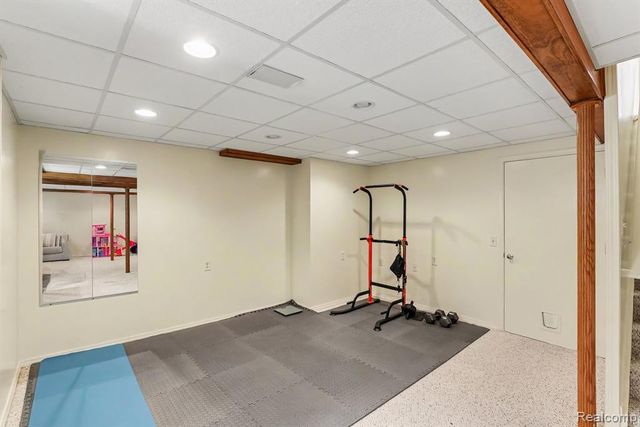 36510 Orchard Lake Drive, New Baltimore, MI 48047