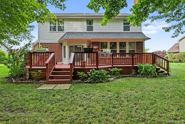 36510 Orchard Lake Drive, New Baltimore, MI 48047