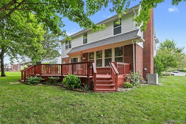 36510 Orchard Lake Drive, New Baltimore, MI 48047