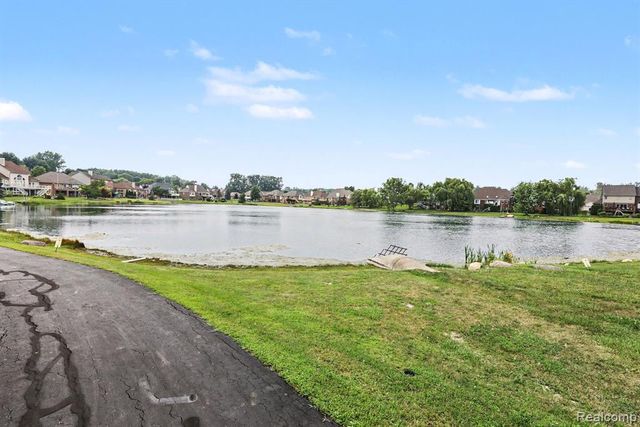 36510 Orchard Lake Drive, New Baltimore, MI 48047