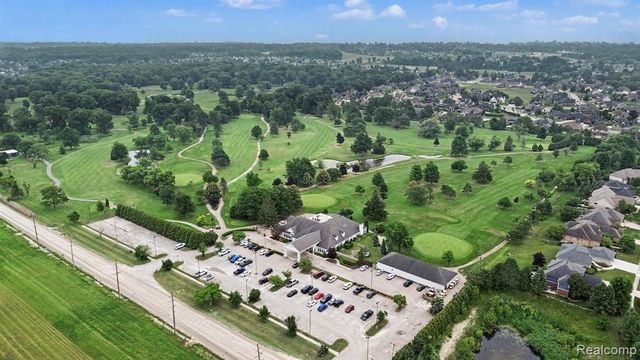 36510 Orchard Lake Drive, New Baltimore, MI 48047