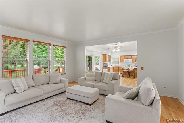 36510 Orchard Lake Drive, New Baltimore, MI 48047
